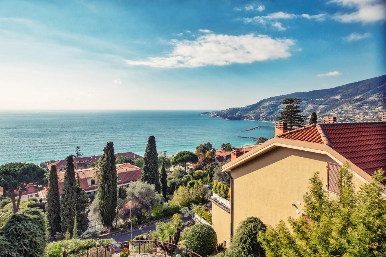 Una Terrazza Sul Golfo Di Ospedaletti By Wonderful Italy Buitenkant foto